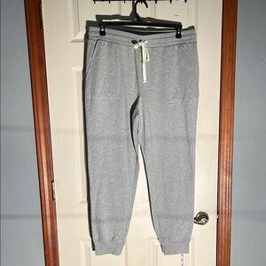 NWT- Gap-L-Gray, Tapered, Drawstring, 2 front pockets,Ribbed Cuffs, sweatpants